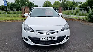 Used 2013 Vauxhall Astra Gtc Sri White - Interior and Exterior details 4