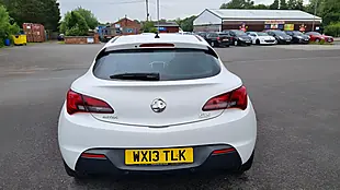 Used 2013 Vauxhall Astra Gtc Sri White - Interior and Exterior details 5