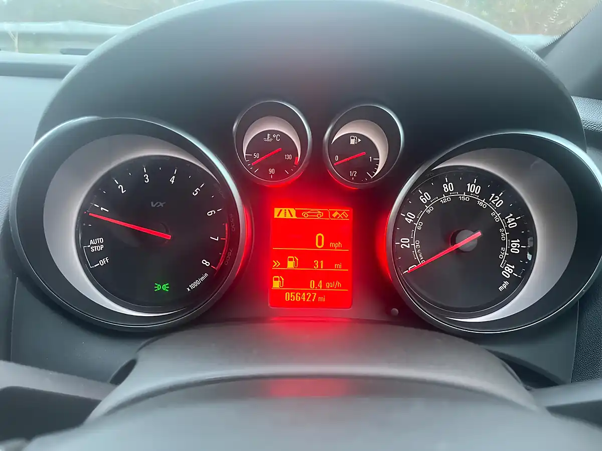 Used 2013 Vauxhall Astra Gtc Vxr Red - Interior and Exterior details 14