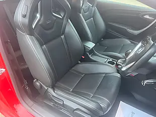 Used 2013 Vauxhall Astra Gtc Vxr Red - Interior and Exterior details 7