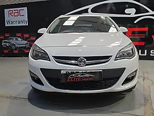 Used 2013 Vauxhall Astra Se White - Interior and Exterior details 4