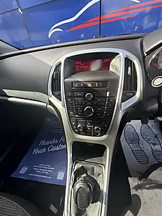 Used 2013 Vauxhall Astra Sri Black - Interior and Exterior details 17
