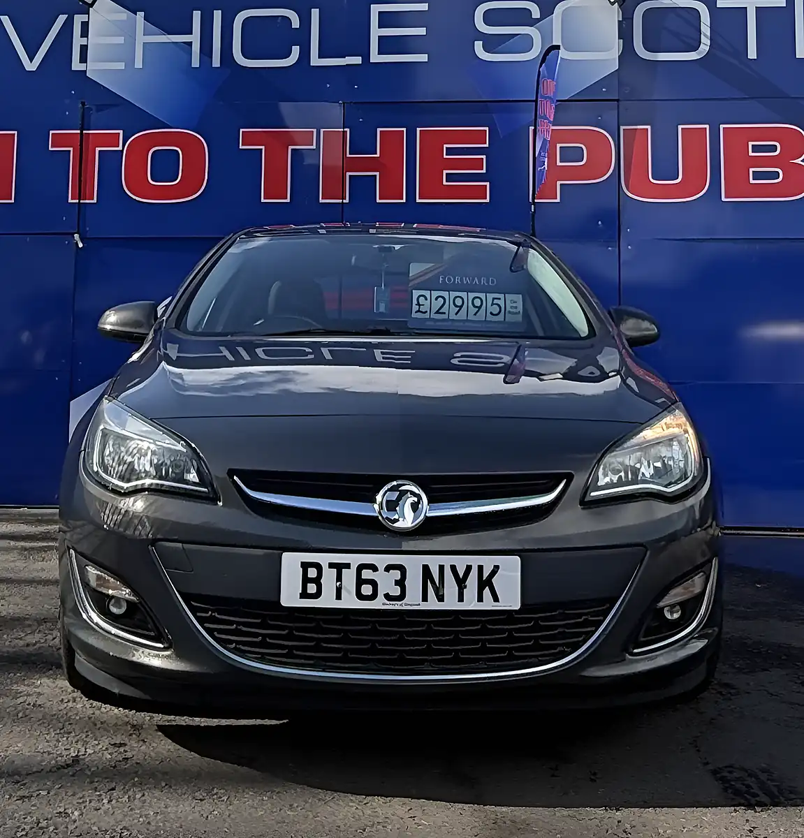 Used 2013 Vauxhall Astra Sri Black - Interior and Exterior details 4