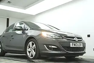 Used 2013 Vauxhall Astra Sri Grey - Interior and Exterior details 5