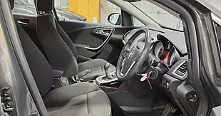 Used 2013 Vauxhall Astra Sri Grey - Interior and Exterior details 7