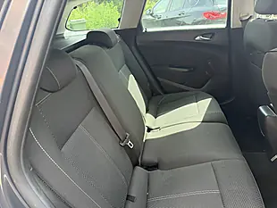 Used 2013 Vauxhall Astra Sri Grey - Interior and Exterior details 16