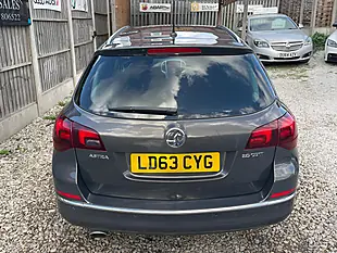 Used 2013 Vauxhall Astra Sri Grey - Interior and Exterior details 8