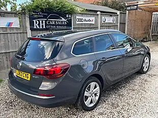 Used 2013 Vauxhall Astra Sri Grey - Interior and Exterior details 9