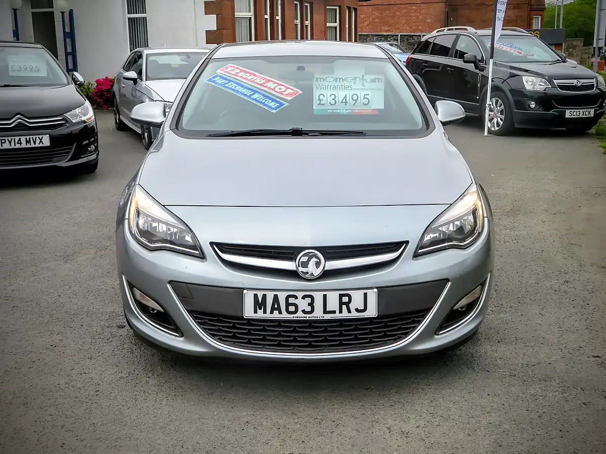 Used 2013 Vauxhall Astra Sri Metallic Grey - Interior and Exterior details 10
