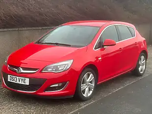 Used 2013 Vauxhall Astra Sri Red - Interior and Exterior details 6