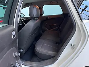 Used 2013 Vauxhall Astra Sri Sports Tourer Summit White - Interior and Exterior details 10