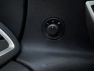 Used 2013 Vauxhall Astra Sri Sports Tourer Summit White - Interior and Exterior details 19
