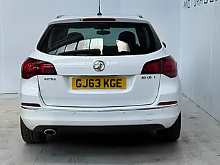 Used 2013 Vauxhall Astra Sri Sports Tourer Summit White - Interior and Exterior details 5