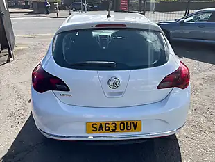 Used 2013 Vauxhall Astra Sri White - Interior and Exterior details 5