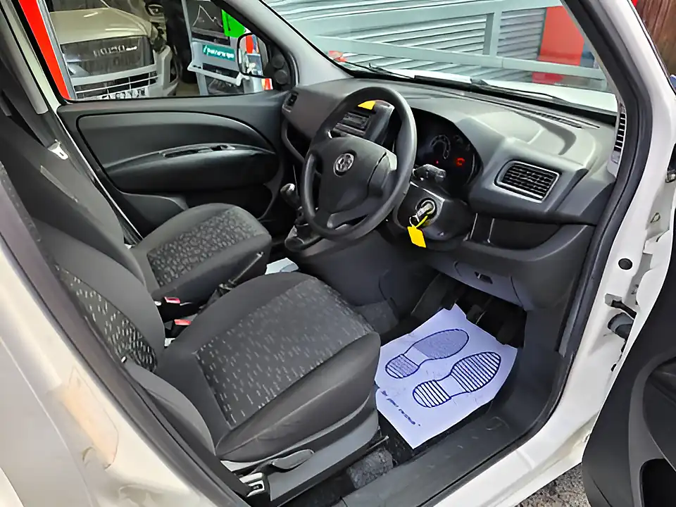 Used 2013 Vauxhall Combo 2300 L1H1 White - Interior and Exterior details 13