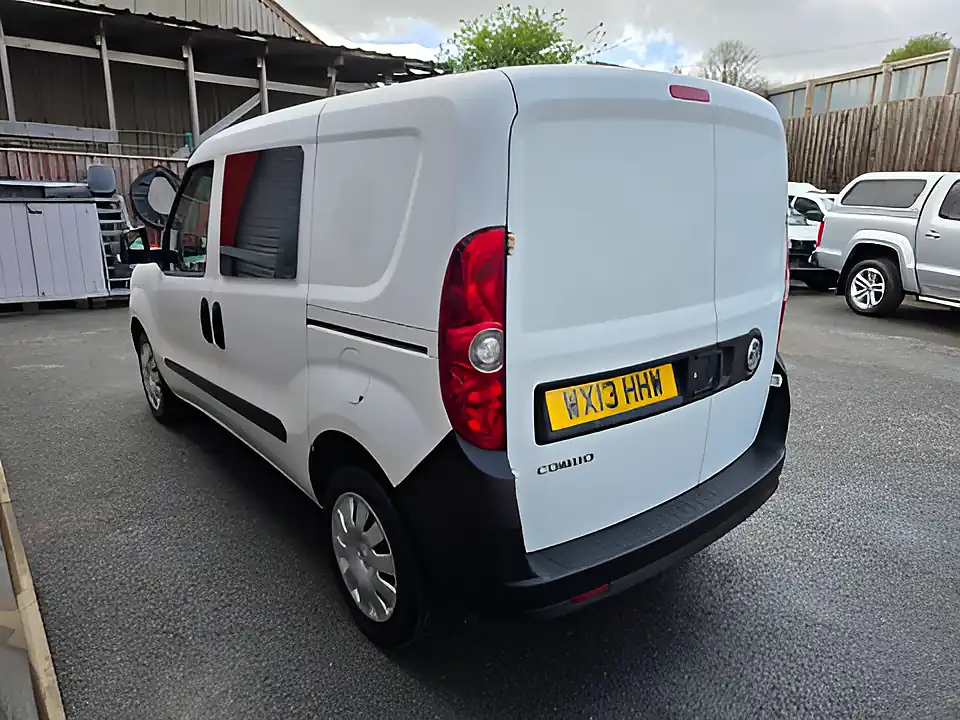 Used 2013 Vauxhall Combo 2300 L1H1 White - Interior and Exterior details 6