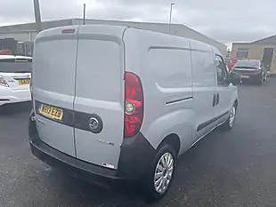 Used 2013 Vauxhall Combo L2 H1 Silver - Interior and Exterior details 11
