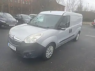 Used 2013 Vauxhall Combo L2 H1 Silver - Interior and Exterior details 3