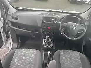 Used 2013 Vauxhall Combo L2 H1 Silver - Interior and Exterior details 7