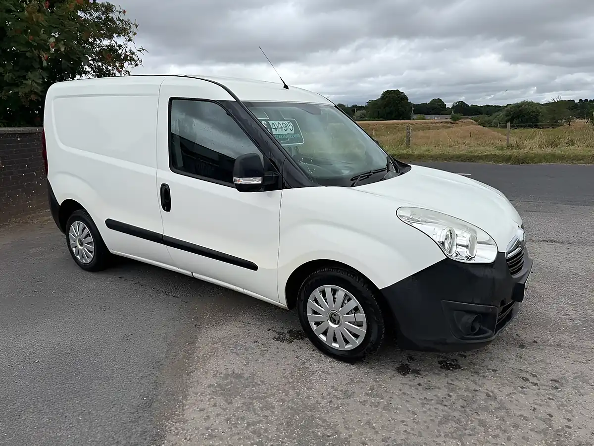 Used 2013 Vauxhall Combo Panel Van L1 H1 White - Interior and Exterior details 2
