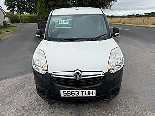 Used 2013 Vauxhall Combo Panel Van L1 H1 White - Interior and Exterior details 7