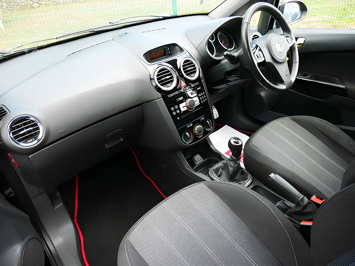 Used 2013 Vauxhall Corsa Black Edition Carbon Flash Metallic - Interior and Exterior details 10