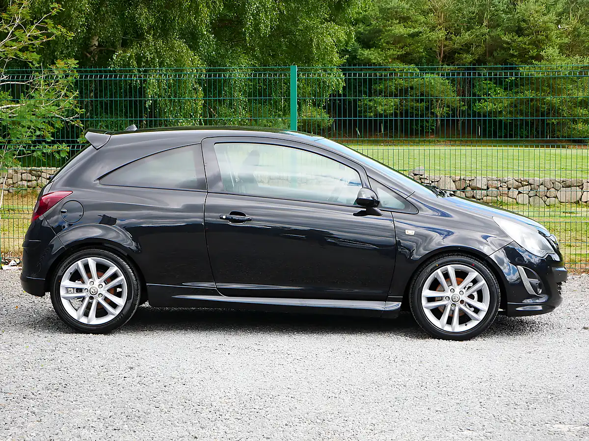 Used 2013 Vauxhall Corsa Black Edition Carbon Flash Metallic - Interior and Exterior details 5