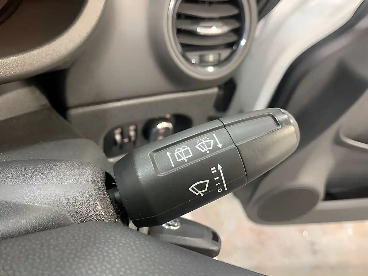 Used 2013 Vauxhall Corsa Energy Ac White - Interior and Exterior details 15