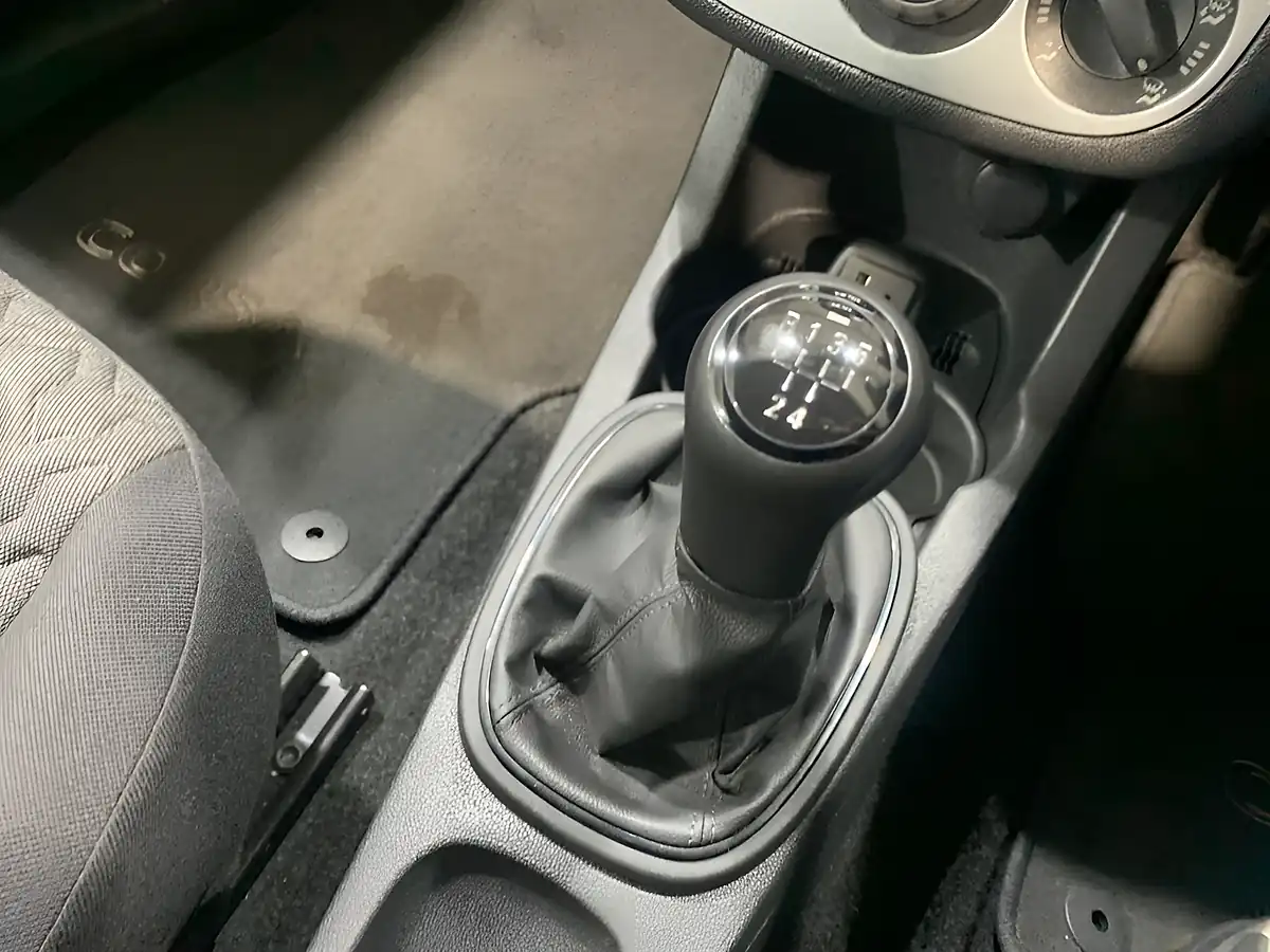 Used 2013 Vauxhall Corsa Energy Ac White - Interior and Exterior details 17