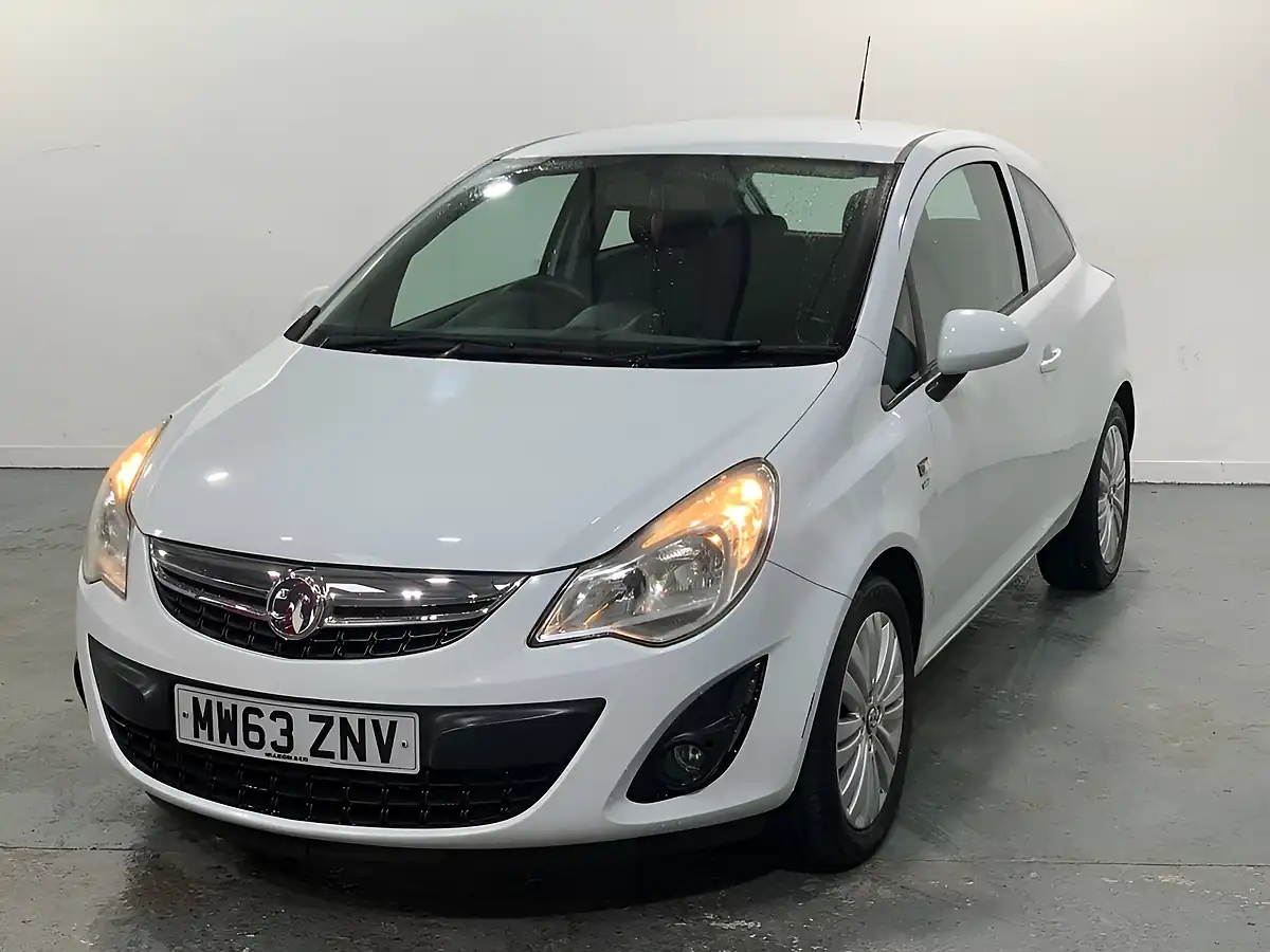 Used 2013 Vauxhall Corsa Energy Ac White - Interior and Exterior details 3