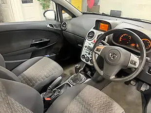 Used 2013 Vauxhall Corsa Energy Ac White - Interior and Exterior details 9