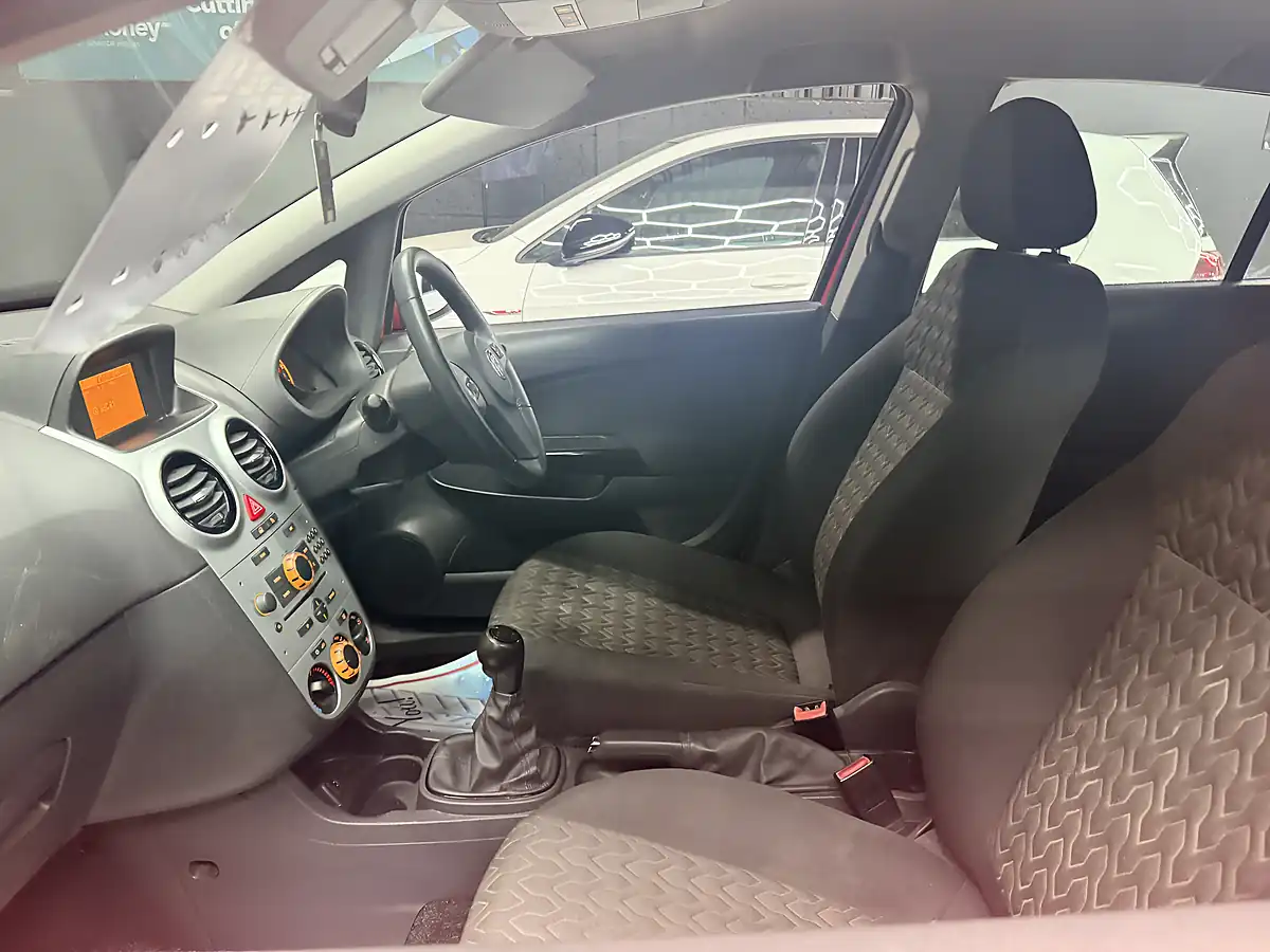 Used 2013 Vauxhall Corsa Energy Red - Interior and Exterior details 11