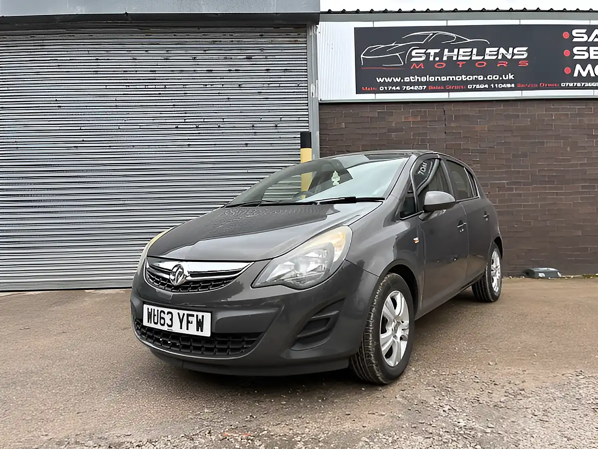 Used 2013 Vauxhall Corsa Exclusiv Ac Grey - Interior and Exterior details 2
