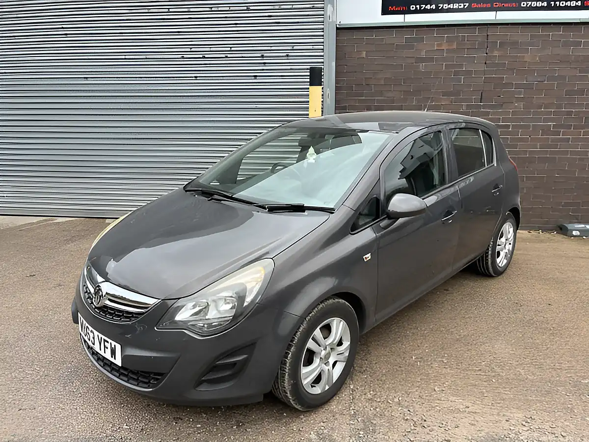 Used 2013 Vauxhall Corsa Exclusiv Ac Grey - Interior and Exterior details 3
