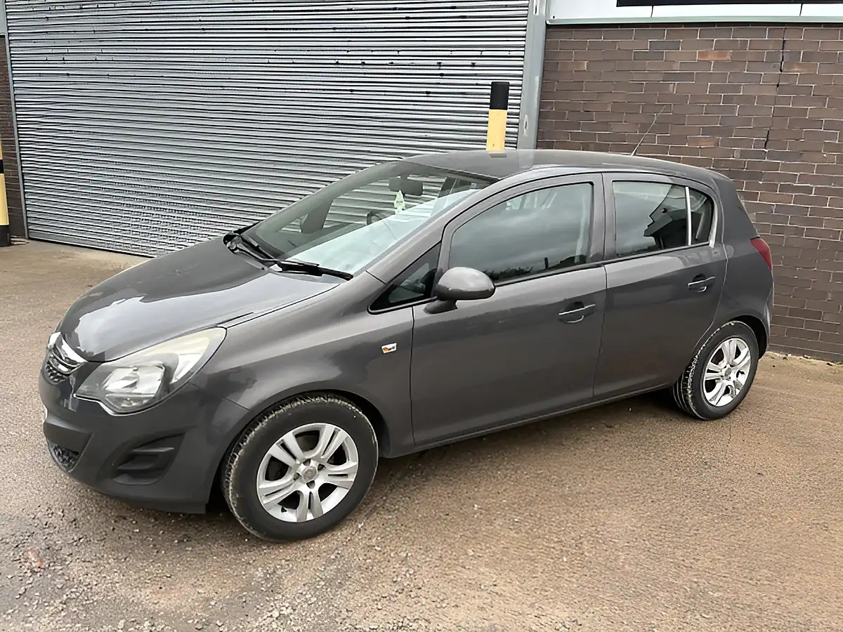 Used 2013 Vauxhall Corsa Exclusiv Ac Grey - Interior and Exterior details 8