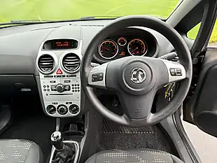 Used 2013 Vauxhall Corsa Executive Bronze - Interior and Exterior details 10