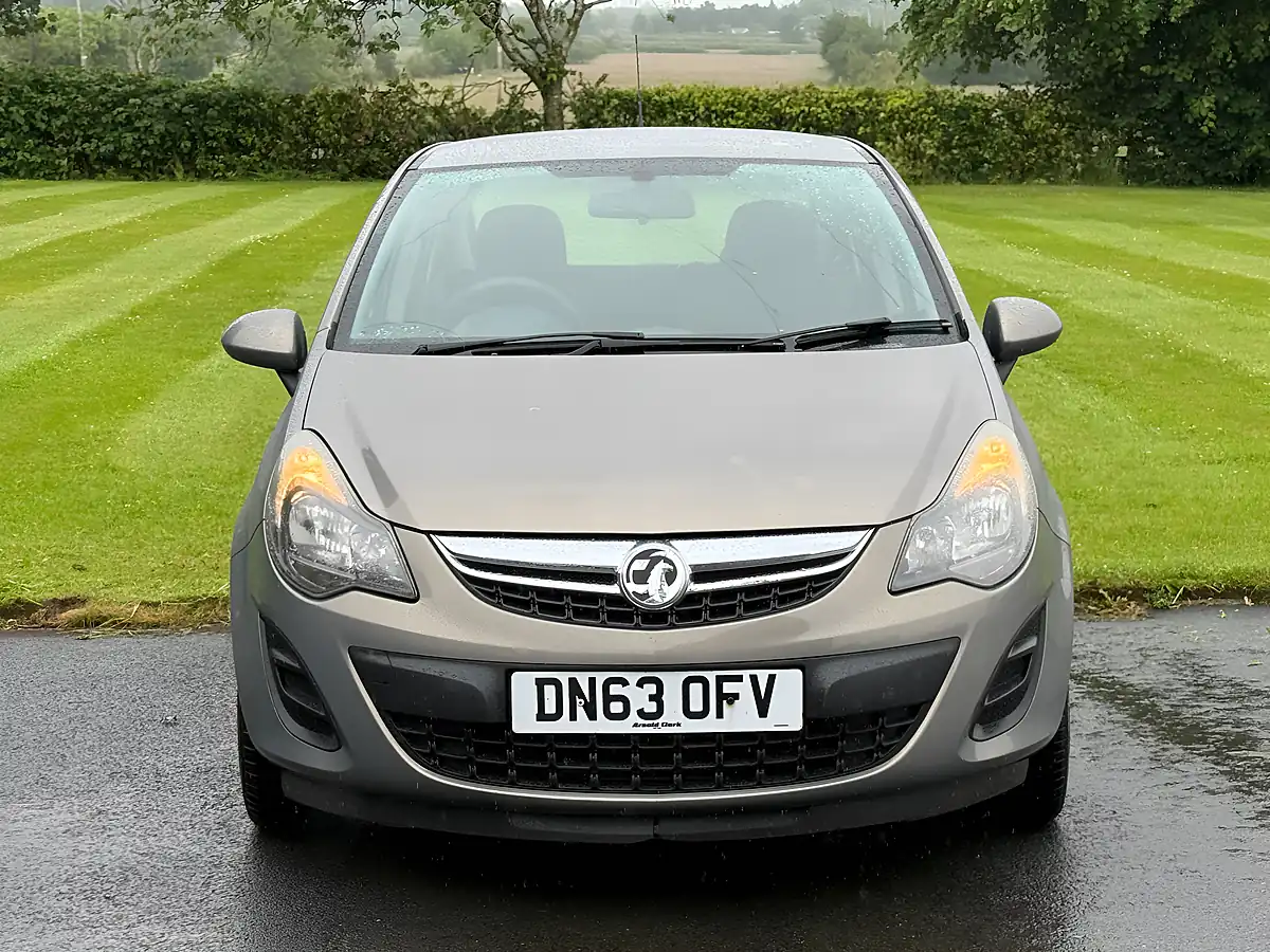 Used 2013 Vauxhall Corsa Executive Bronze - Interior and Exterior details 2