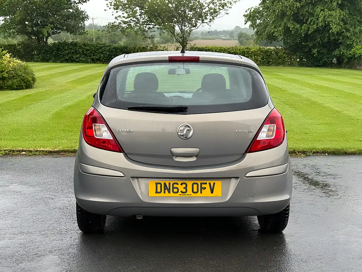 Used 2013 Vauxhall Corsa Executive Bronze - Interior and Exterior details 5