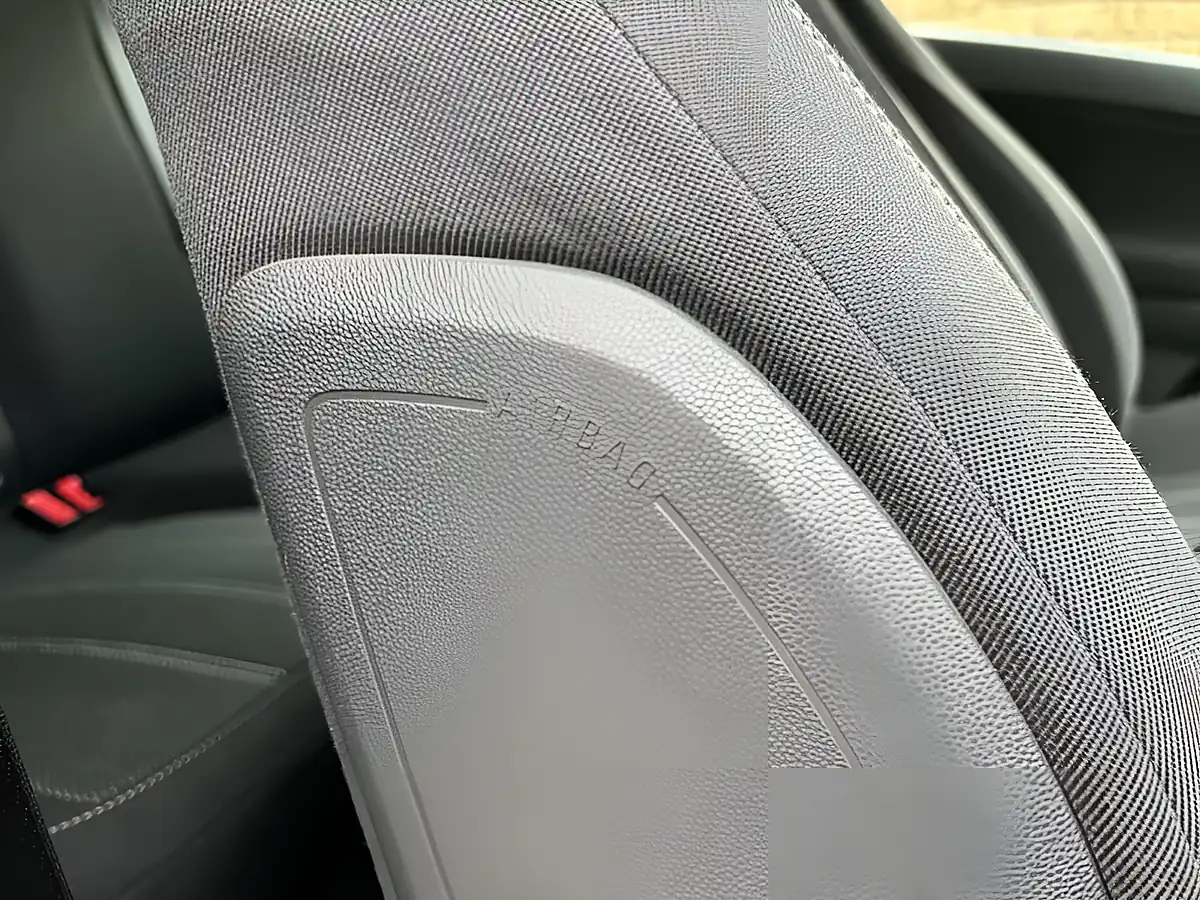 Used 2013 Vauxhall Corsa Limited Edition White - Interior and Exterior details 17