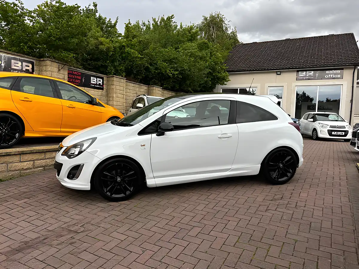 Used 2013 Vauxhall Corsa Limited Edition White - Interior and Exterior details 5