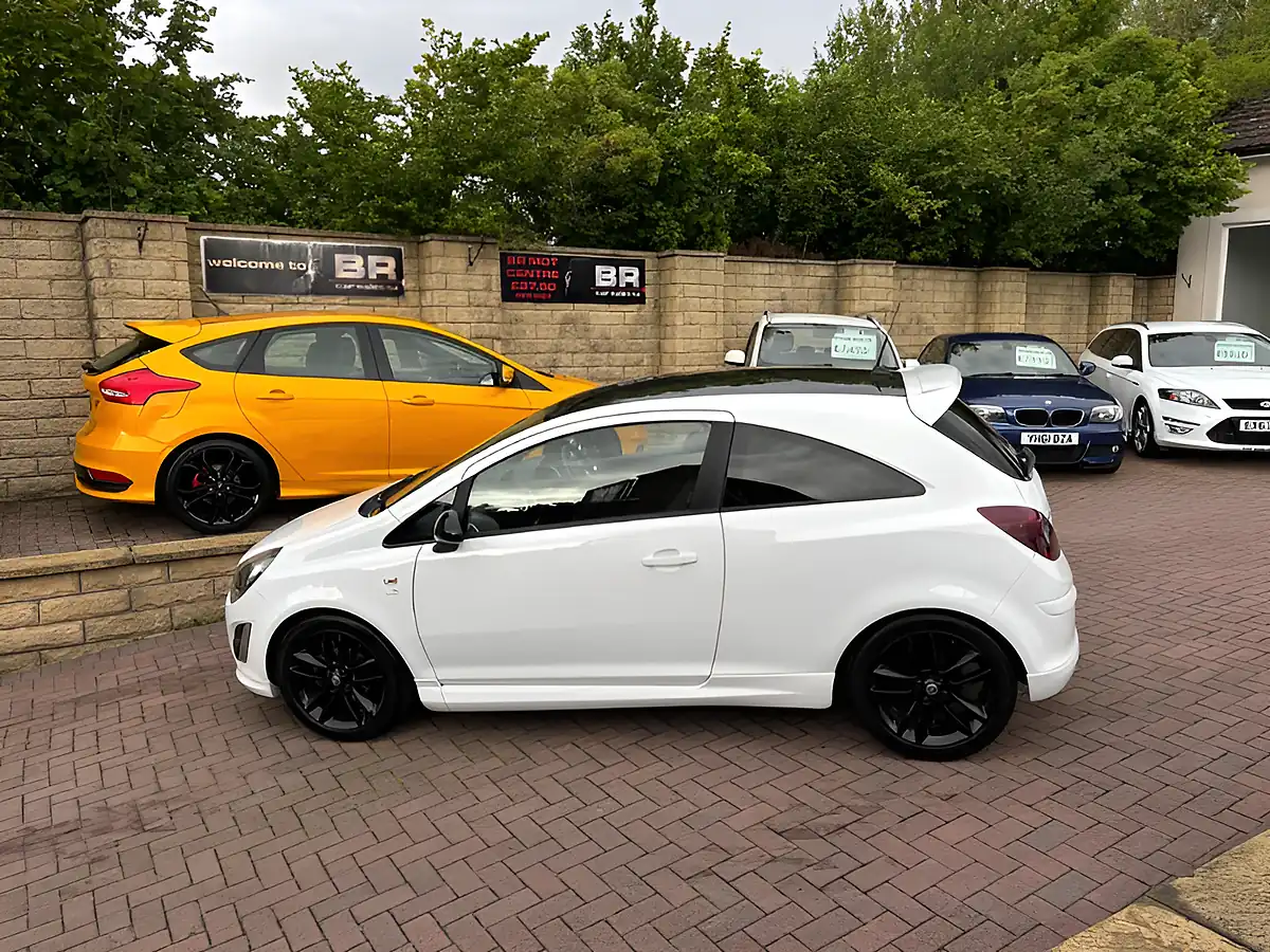 Used 2013 Vauxhall Corsa Limited Edition White - Interior and Exterior details 6