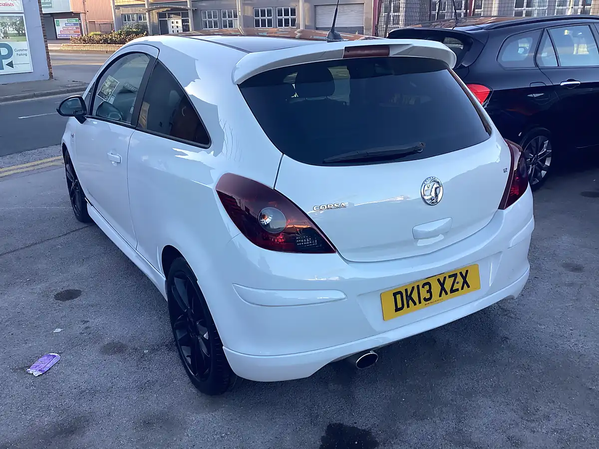 Used 2013 Vauxhall Corsa Limited Edition White - Interior and Exterior details 7