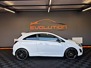 Used 2013 Vauxhall Corsa Limited Edition White - Interior and Exterior details 6