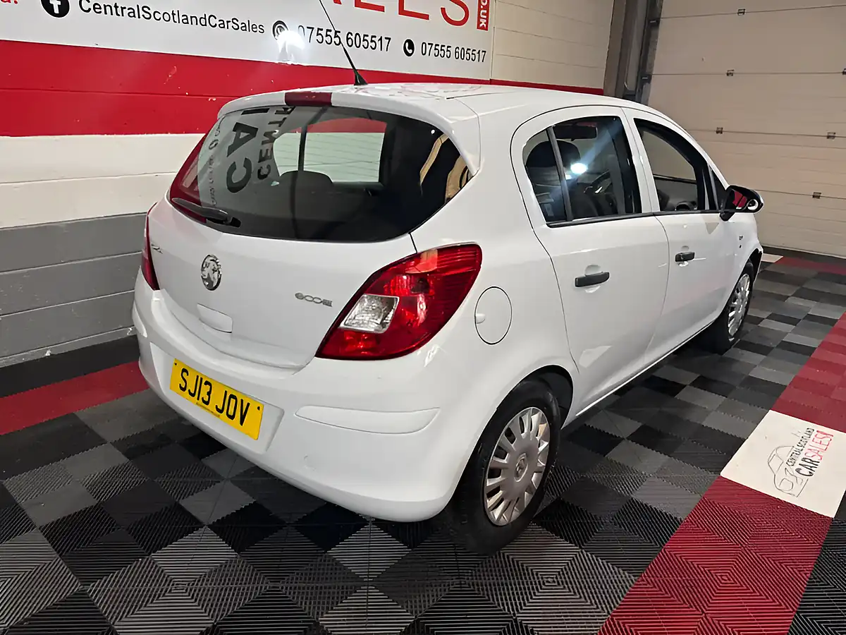 Used 2013 Vauxhall Corsa S White - Interior and Exterior details 11