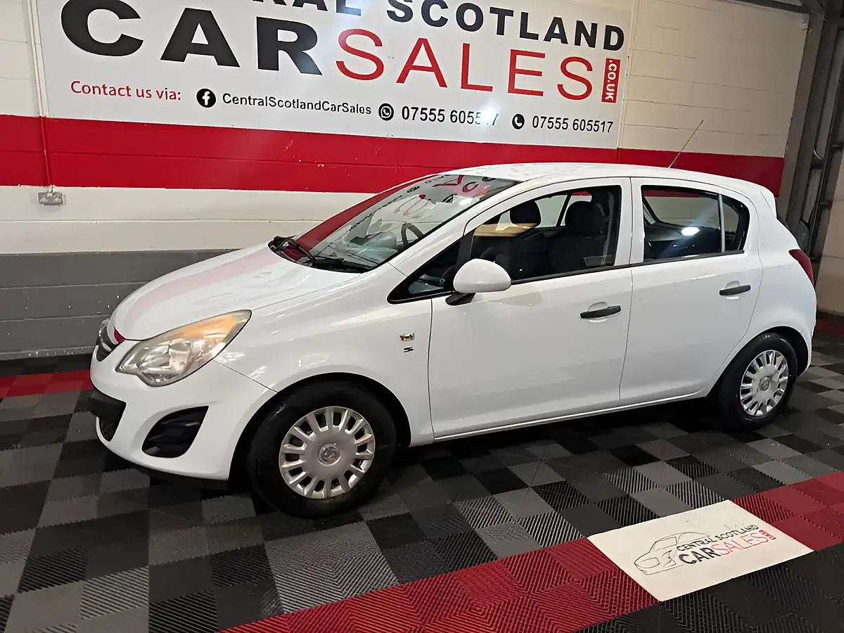 Used 2013 Vauxhall Corsa S White - Interior and Exterior details 2