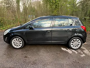 Used 2013 Vauxhall Corsa Se Black - Interior and Exterior details 8