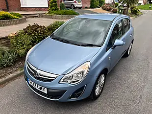 Used 2013 Vauxhall Corsa Se Blue - Interior and Exterior details 3