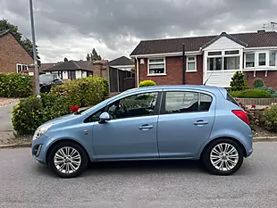 Used 2013 Vauxhall Corsa Se Blue - Interior and Exterior details 8