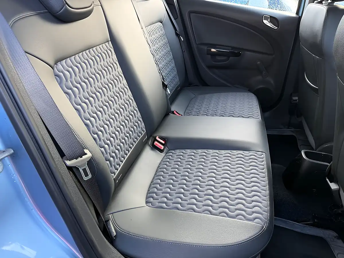 Used 2013 Vauxhall Corsa Se Crinan Blue - Interior and Exterior details 18