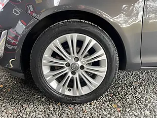 Used 2013 Vauxhall Corsa Se Grey - Interior and Exterior details 16